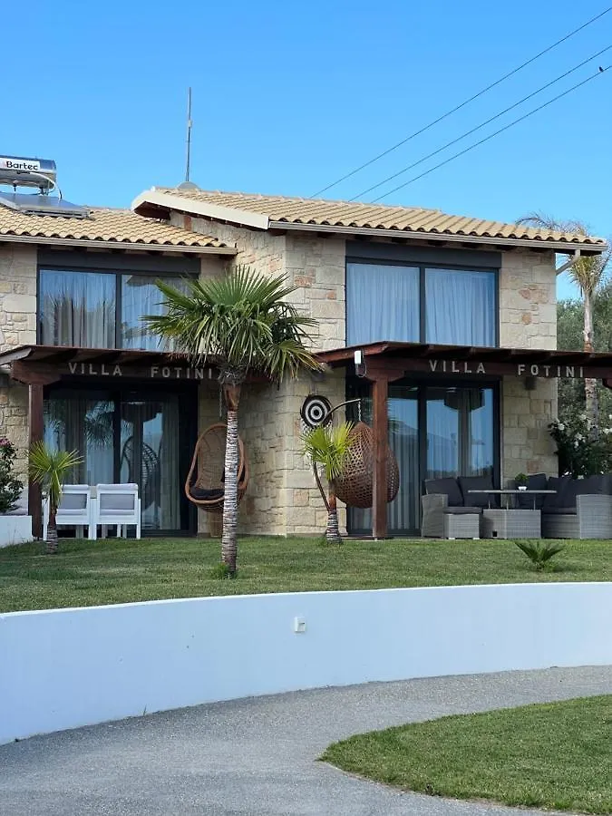 Дом отдыха Villa Fotini Kallithea